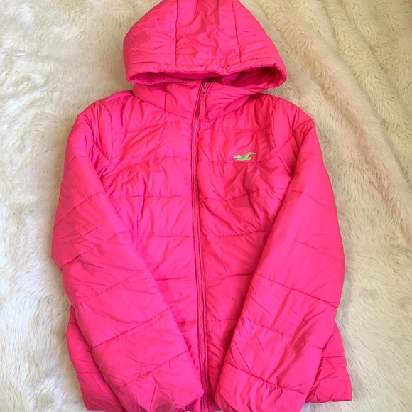 hollister pink puffer jacket